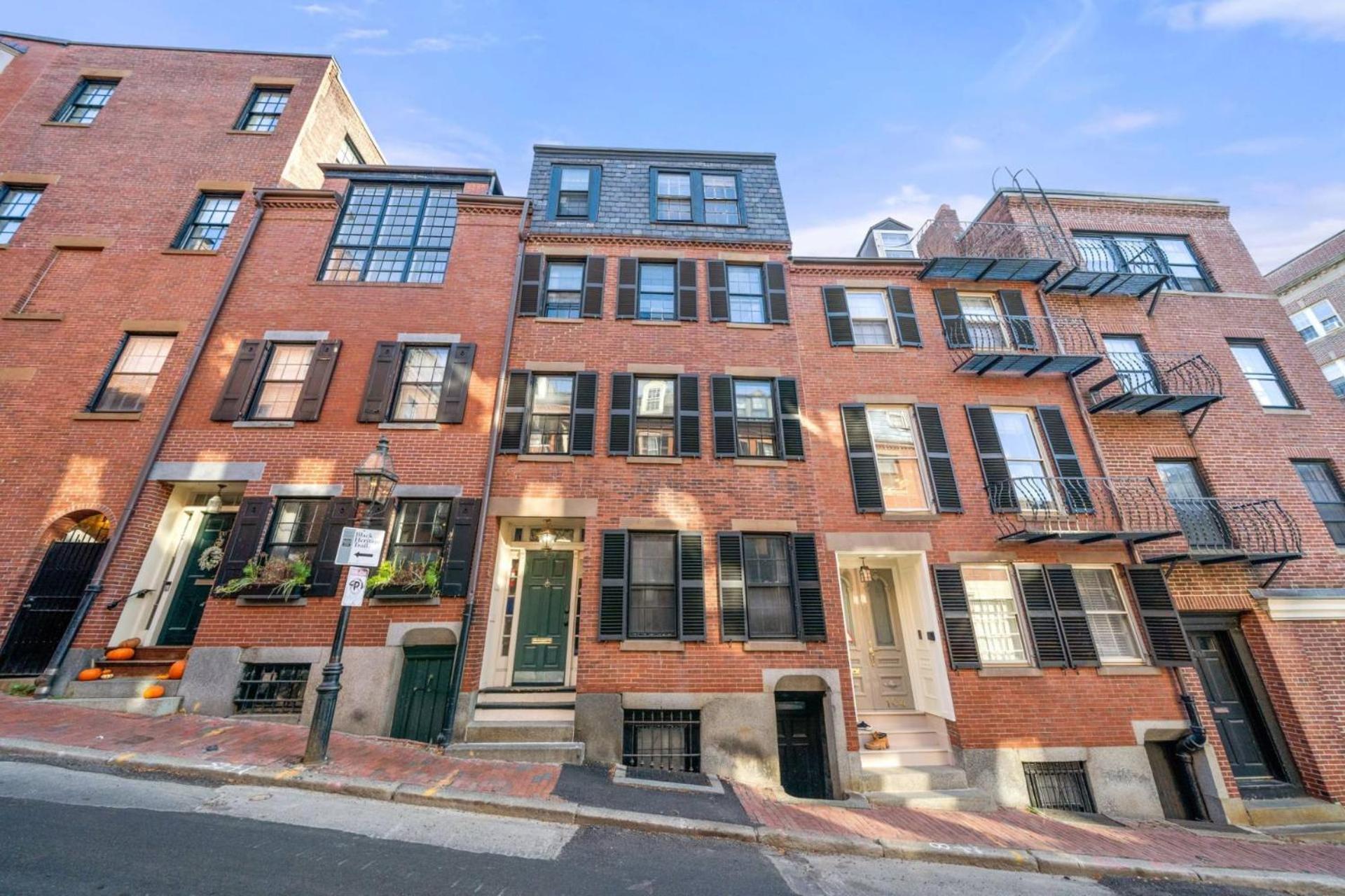 102 Revere Street, Unit 4 Beacon Hill Boston