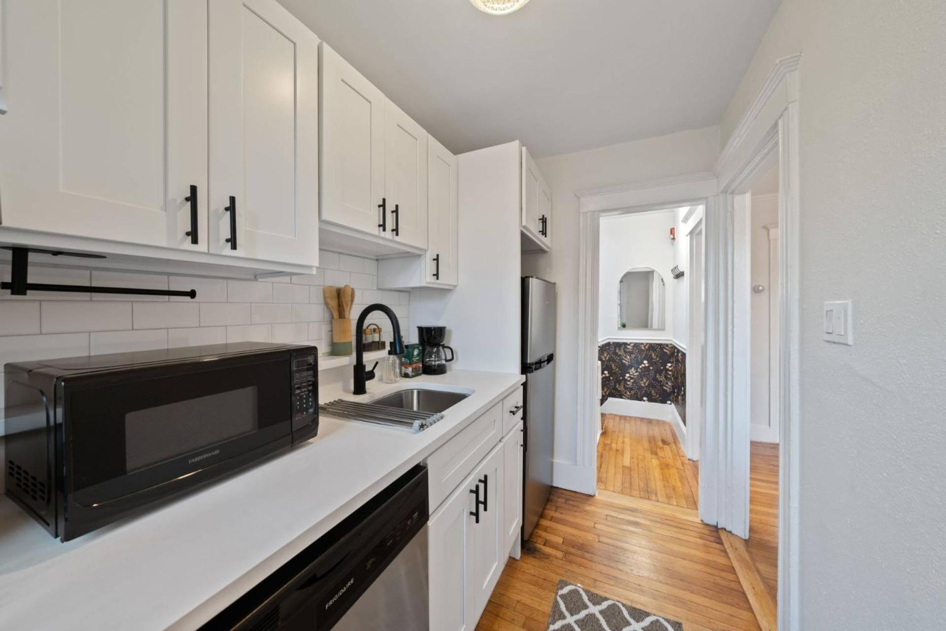 102 Revere Street, Unit 4 Beacon Hill *