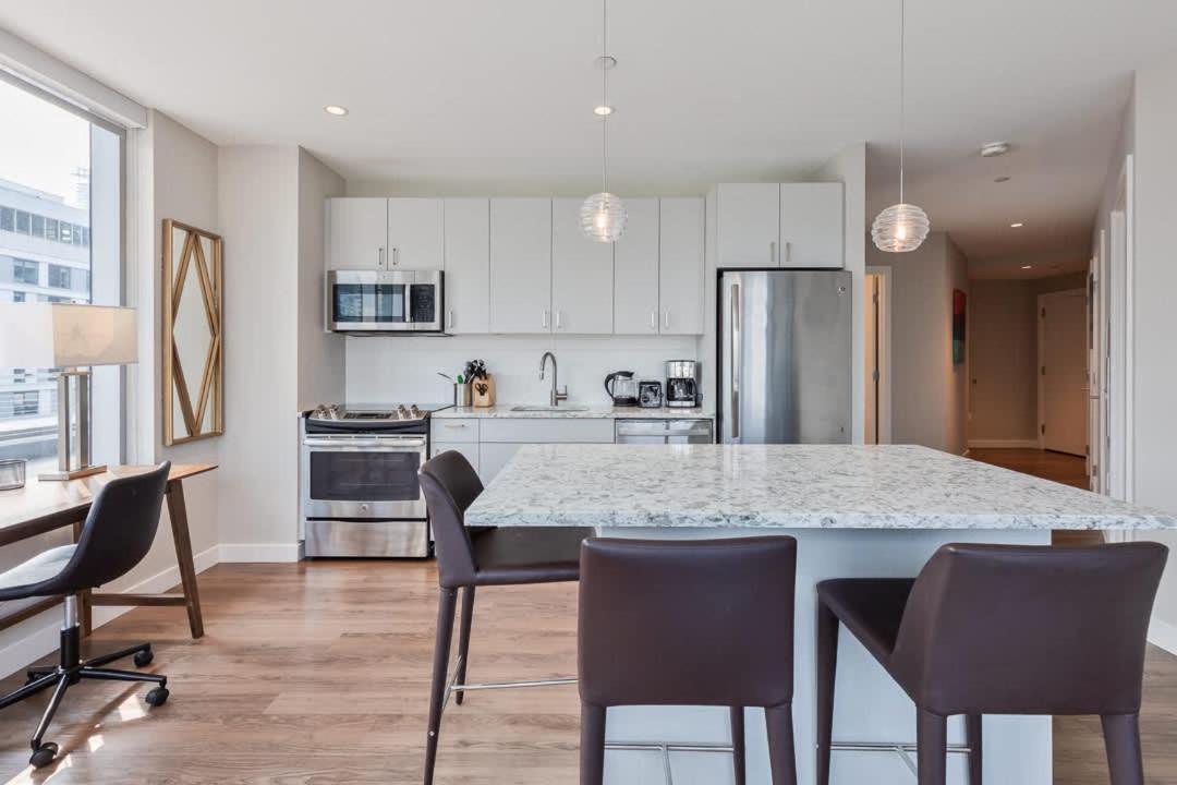 Apartment Private Seaport With Gym - Via-401