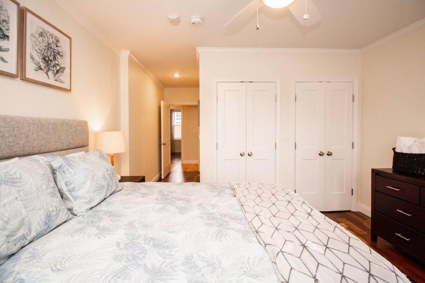 Apartment 2b Unit W Elevator & In-unit Laundry