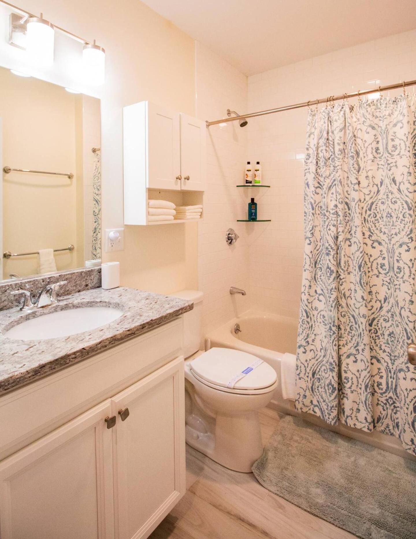 2b Unit W Elevator & In-unit Laundry Apartment Boston