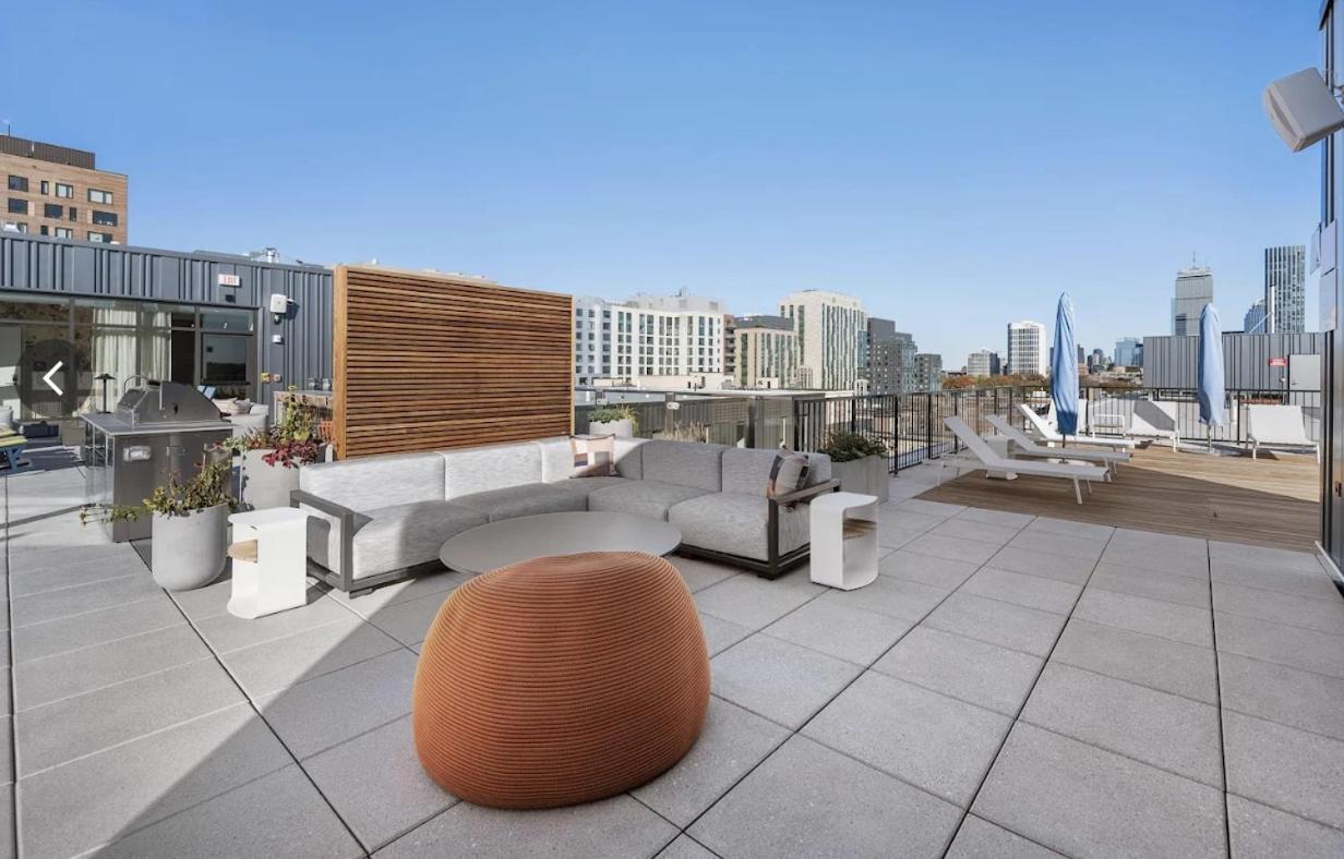 Gorgeous Heart Of Downtown Apartment Boston