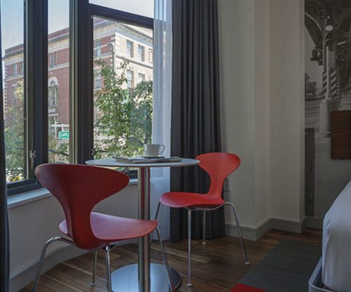 Chandler 3* Boston