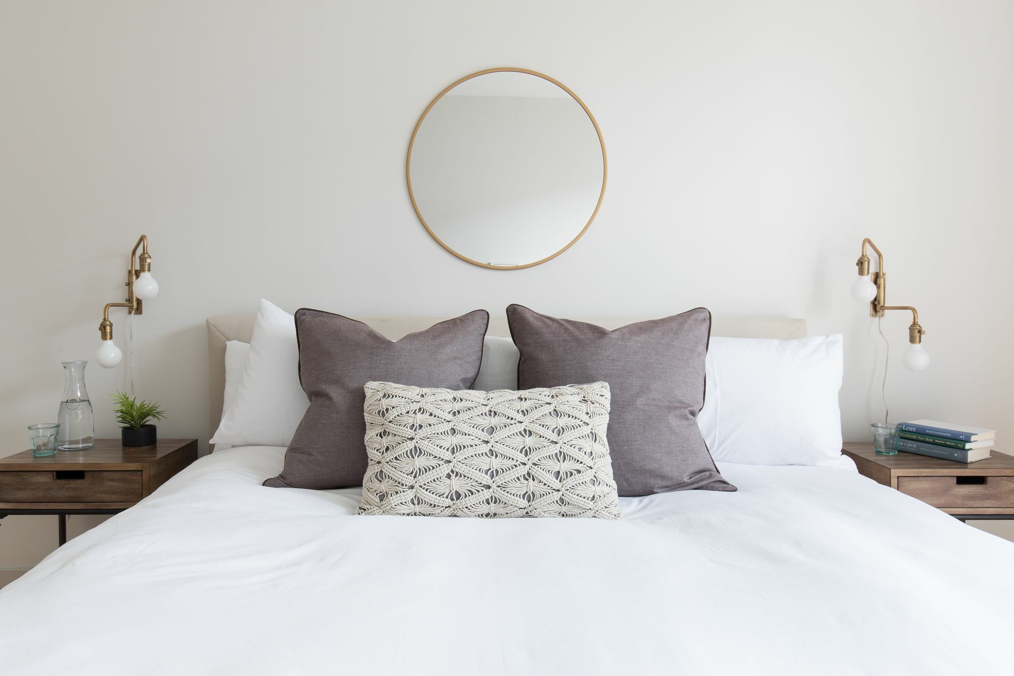 Bright 2br In Seaport By Sonder *
