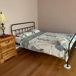 Private Room In Victorian House, B
