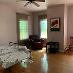 Private Room In Victorian House, B