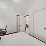 Simply Furnished 3Br1Bth In The South End