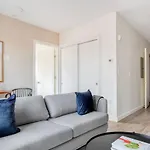 Mission Hill Studio Fully Furnished Bos-930
