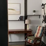 Private Rooms, Shared Bath In A Private Home Minutes From Logan Airport