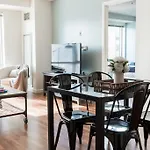 Lively Fenway Suites By Sonder