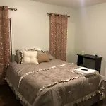 Pasadena B&B