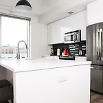 Sleek 2Br In South End By Sonder