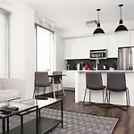 Sleek 2Br In South End By Sonder