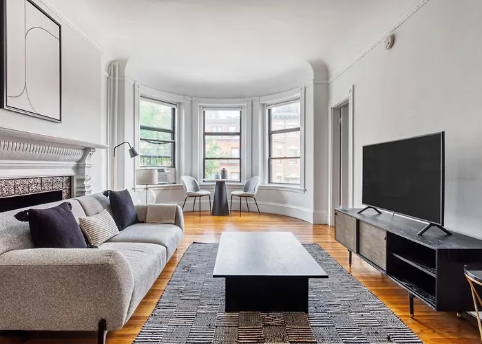 Back Bay 1Br Steps From Newbury St Esplanade Bos-393