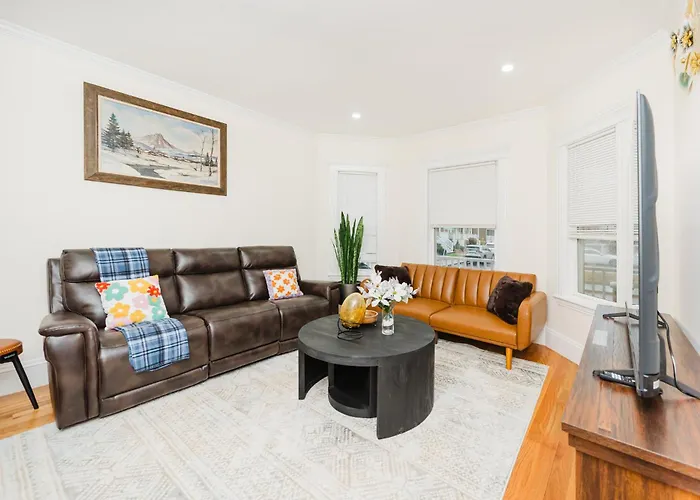 76 Carruth - 4Br Cozy And Lovely Apt