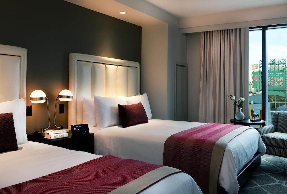 Commonwealth Hotel 5*