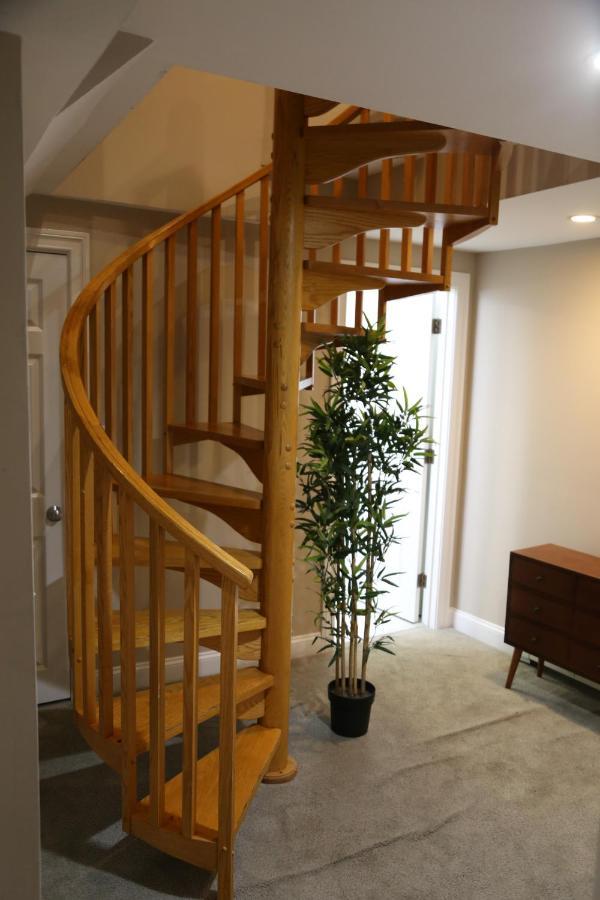 Stylish 2 Bedroom In South End Apartment *