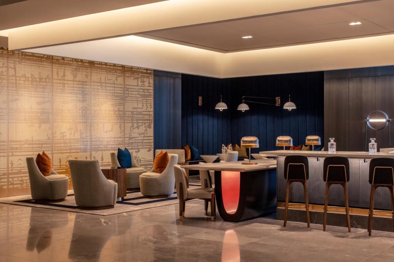 Omni At The Seaport Hotel 4*