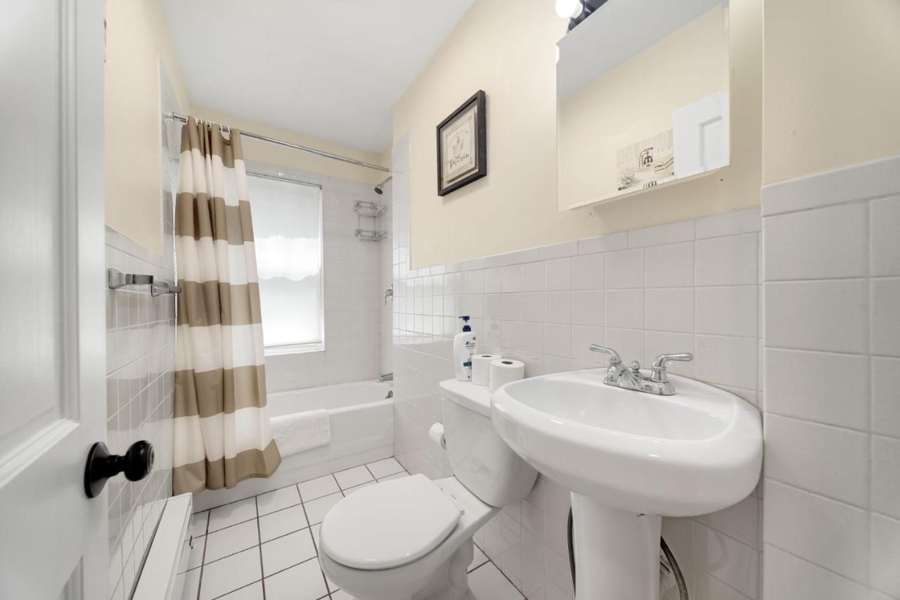 Apartment Newly Renovated 2br1ba At The *