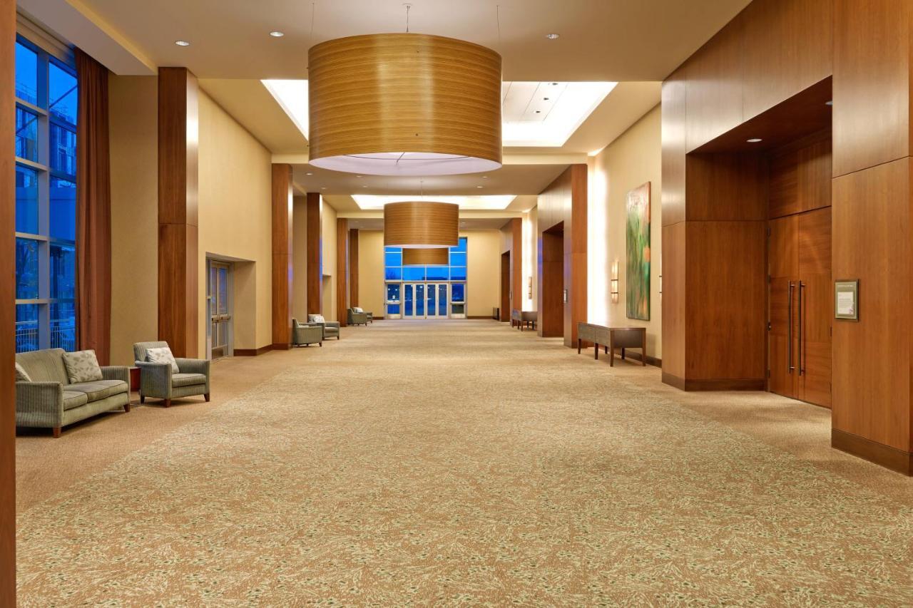 The Westin Seaport District 4* Boston