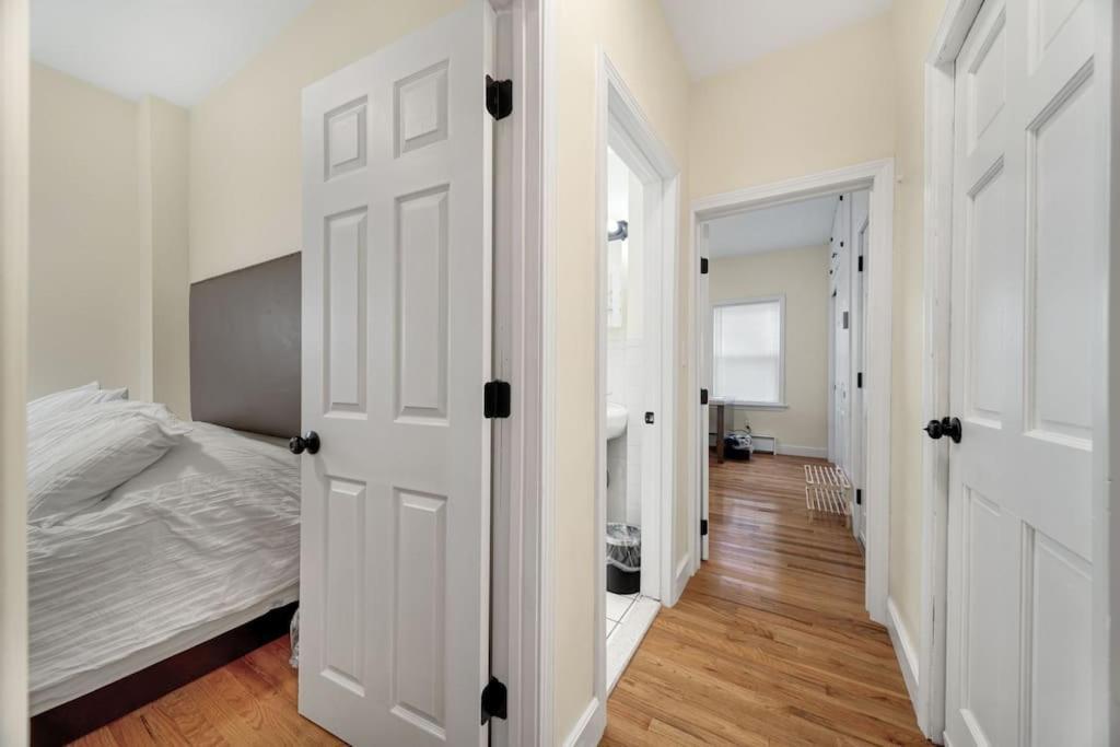 Newly Renovated 2br1ba At The *
