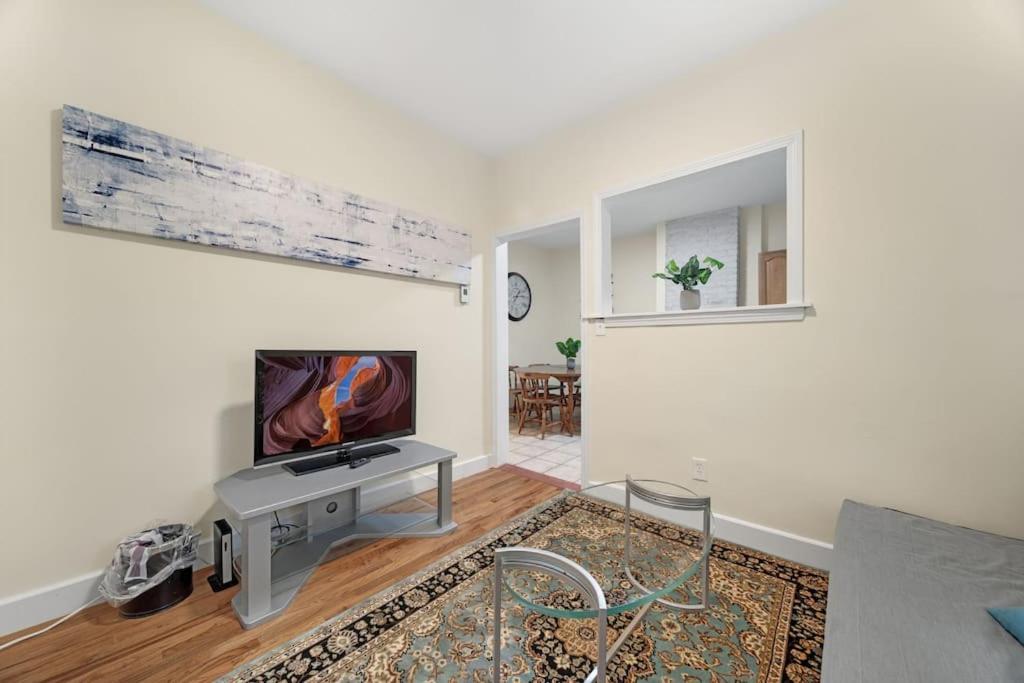 Apartment Newly Renovated 2br1ba At The Boston