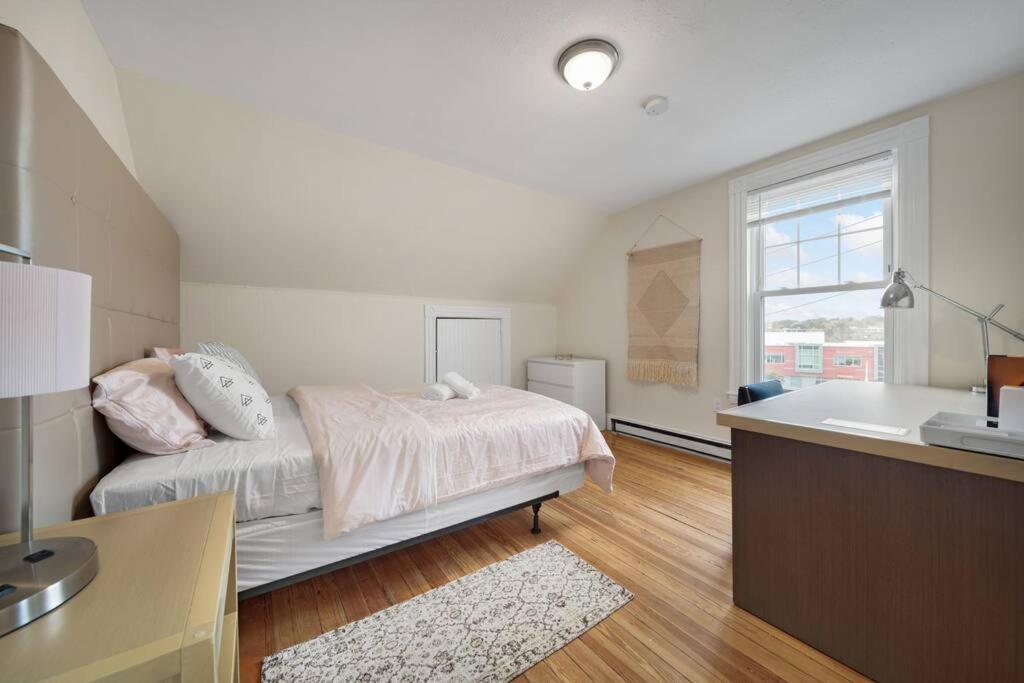 5br 2bh Bright & Spacious In Brighton Apartment Boston