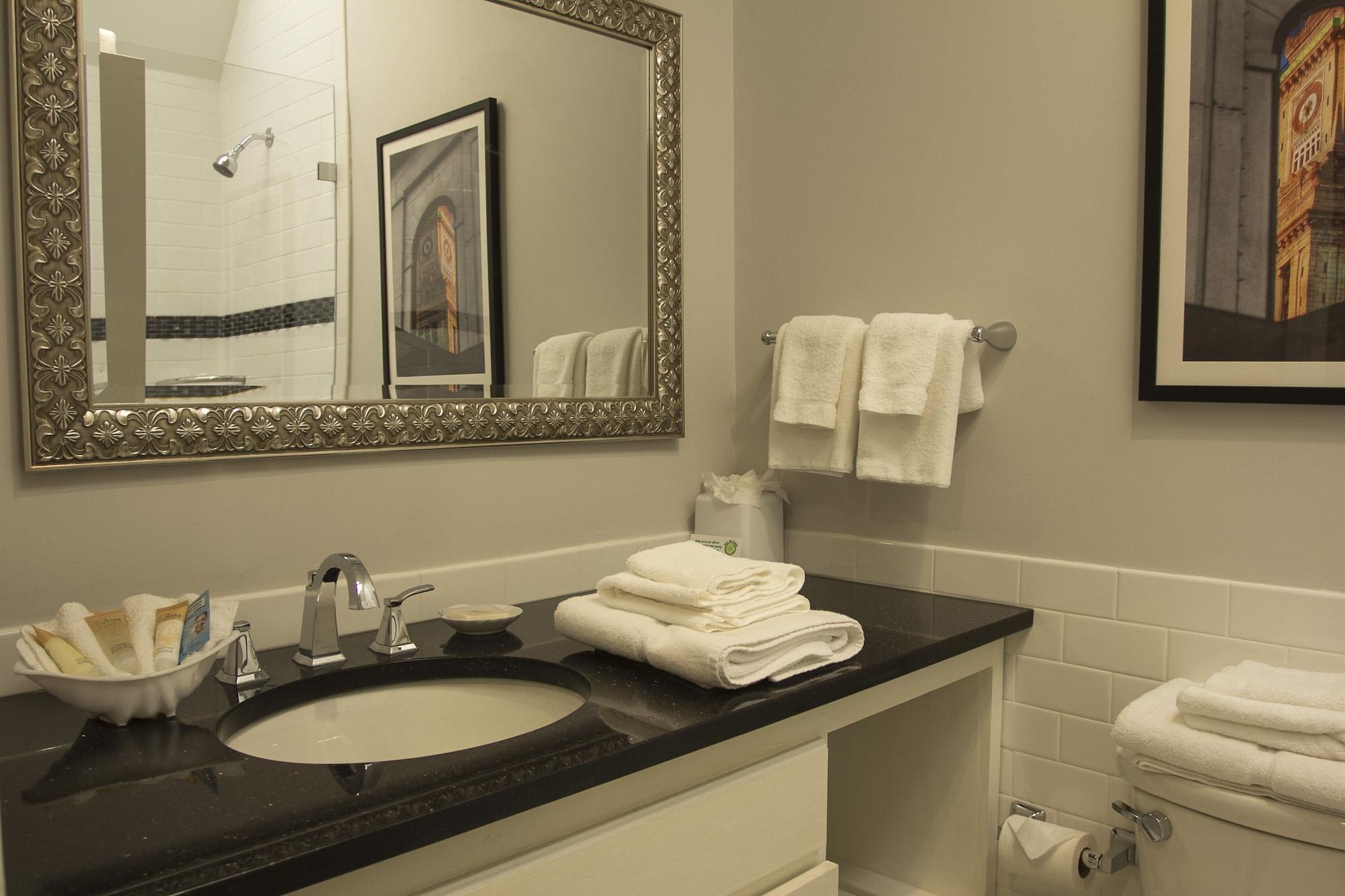 Hotel Newbury 3*