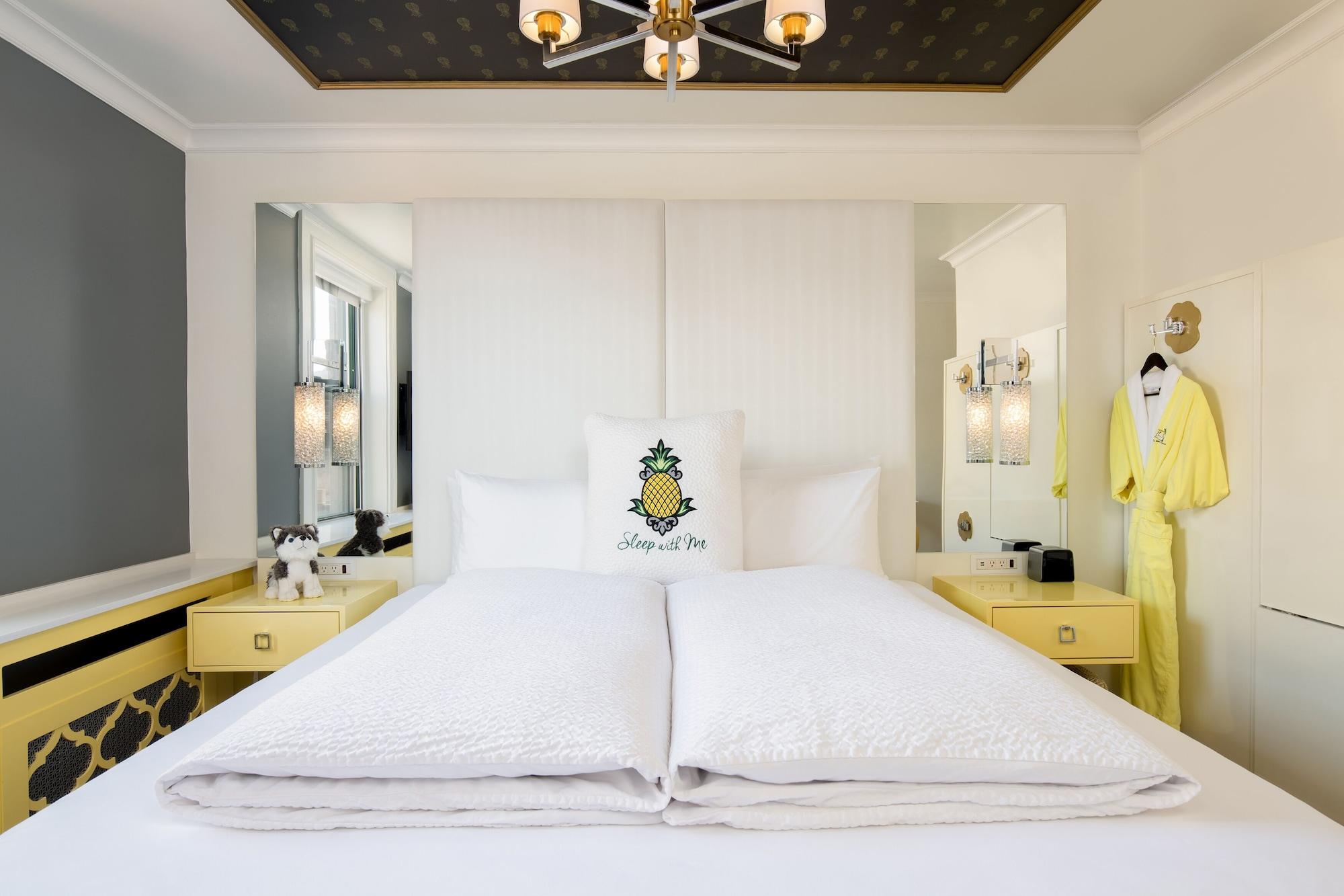 Hotel Staypineapple, A Delightful Hotel, South End