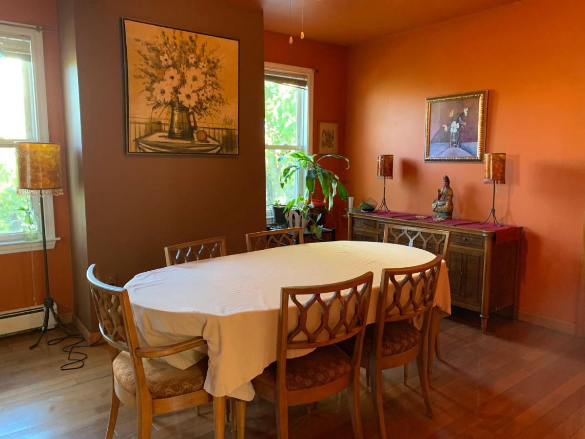 Homestay Private Room In Victorian House, B Boston