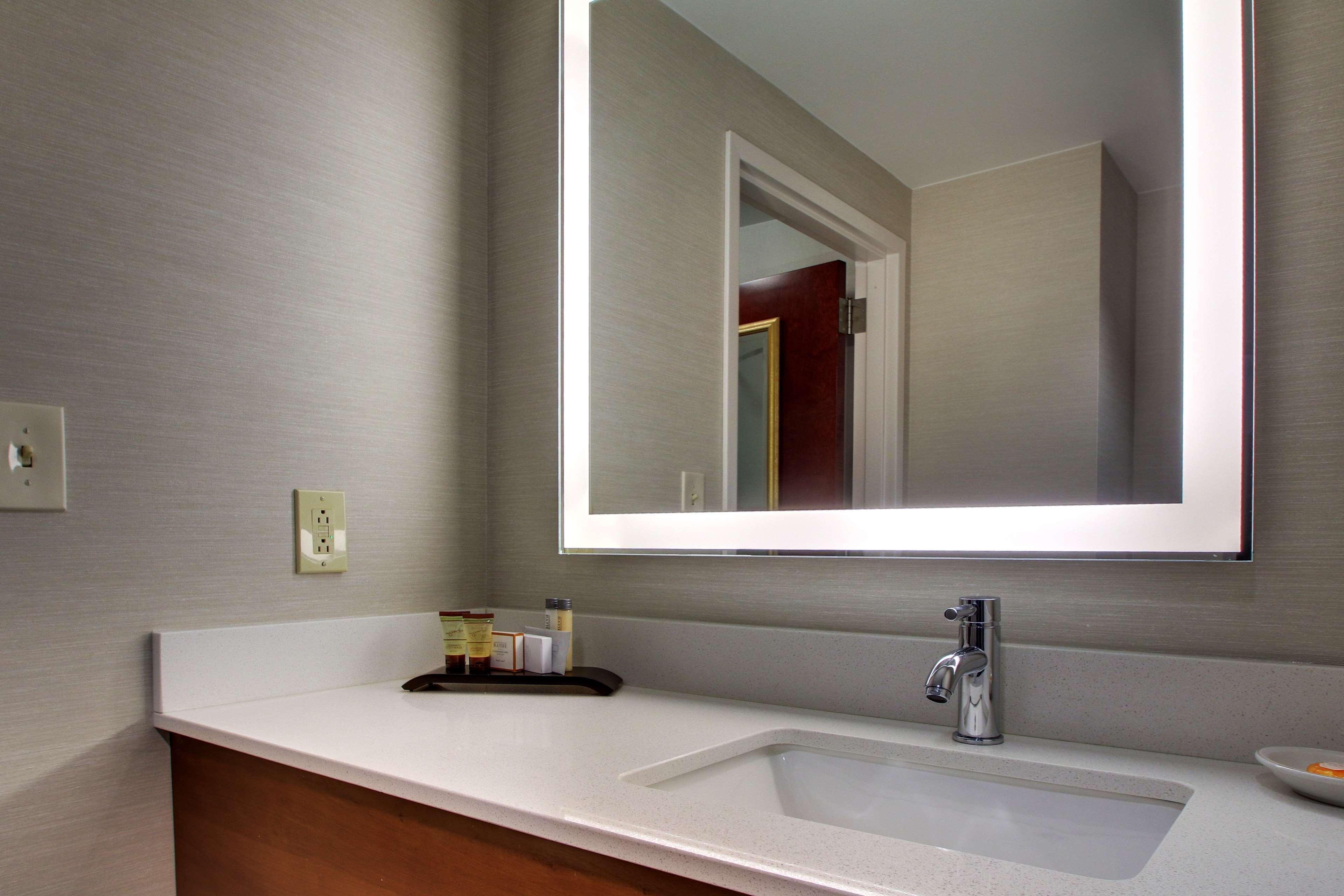 Best Western Plus Hotel 2*