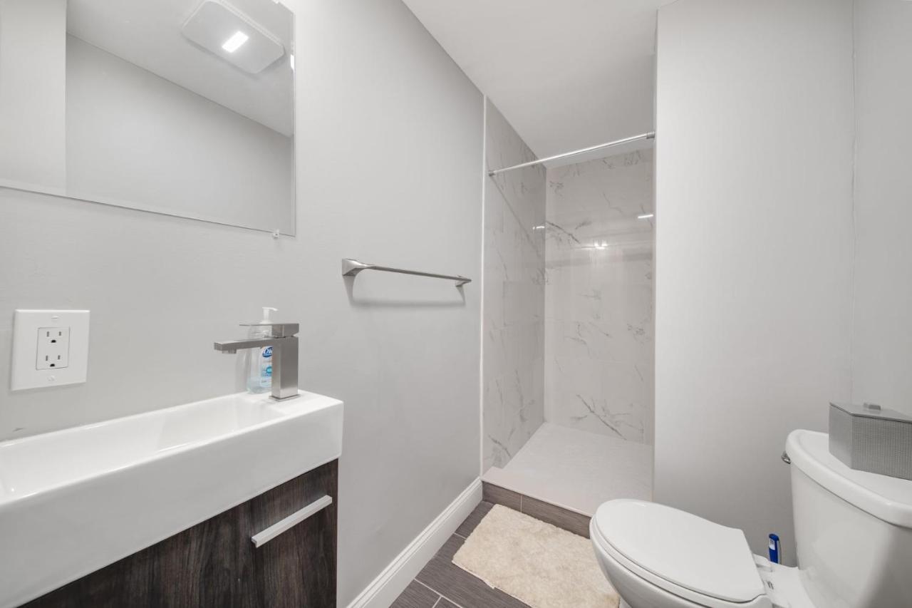 4br1bth South Perfect For Commutes Apartment