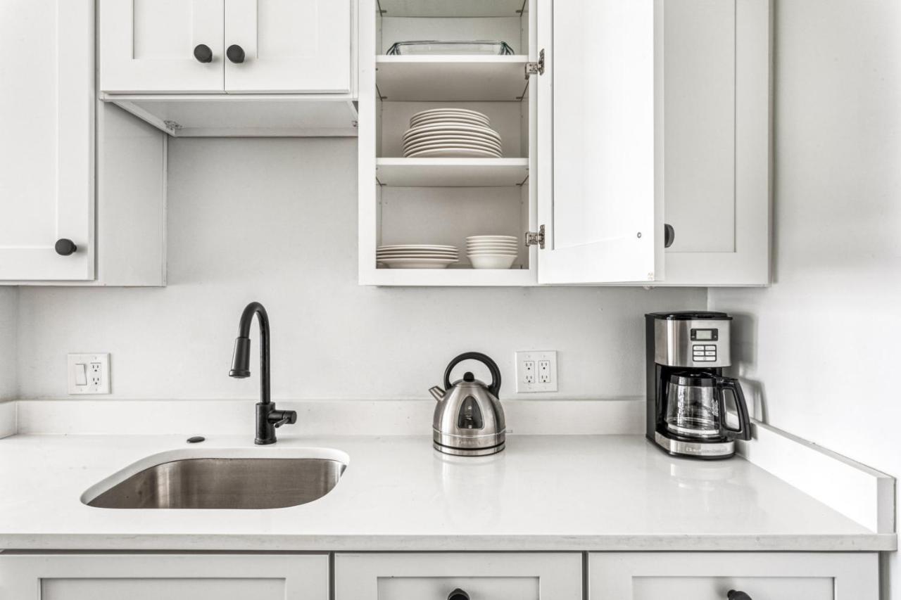 Back Bay 1br Steps From Newbury St Esplanade Bos-393 Apartment Boston