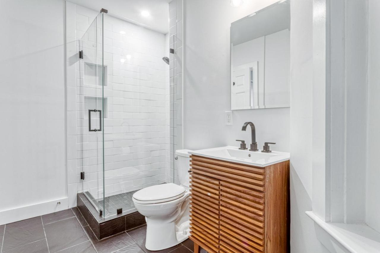 Apartment Back Bay 1br Steps From Newbury St Esplanade Bos-393 Boston