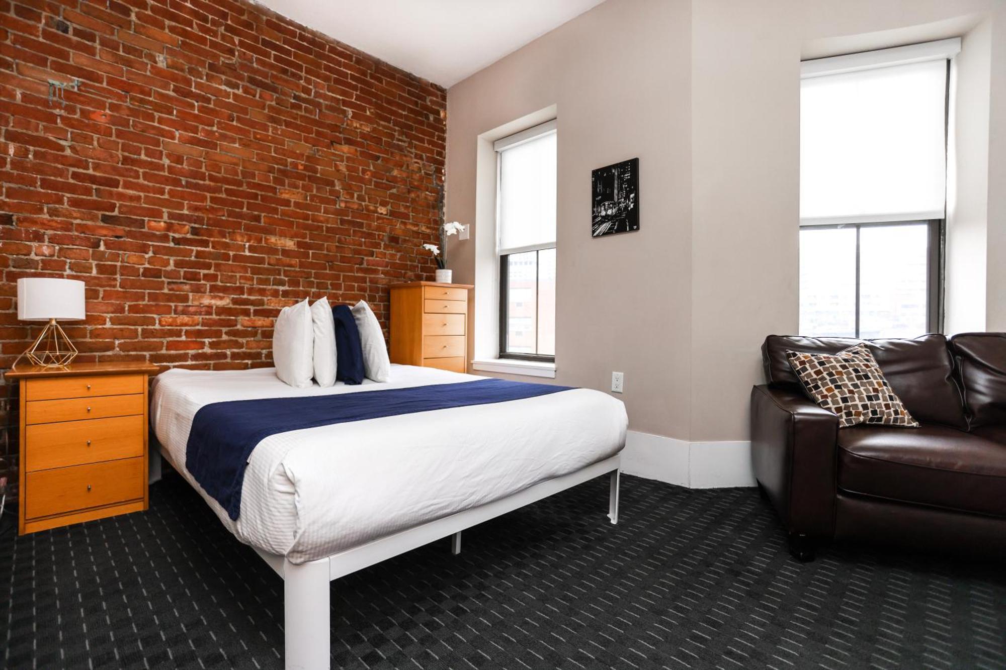 Cozy Downtown Studio, #41