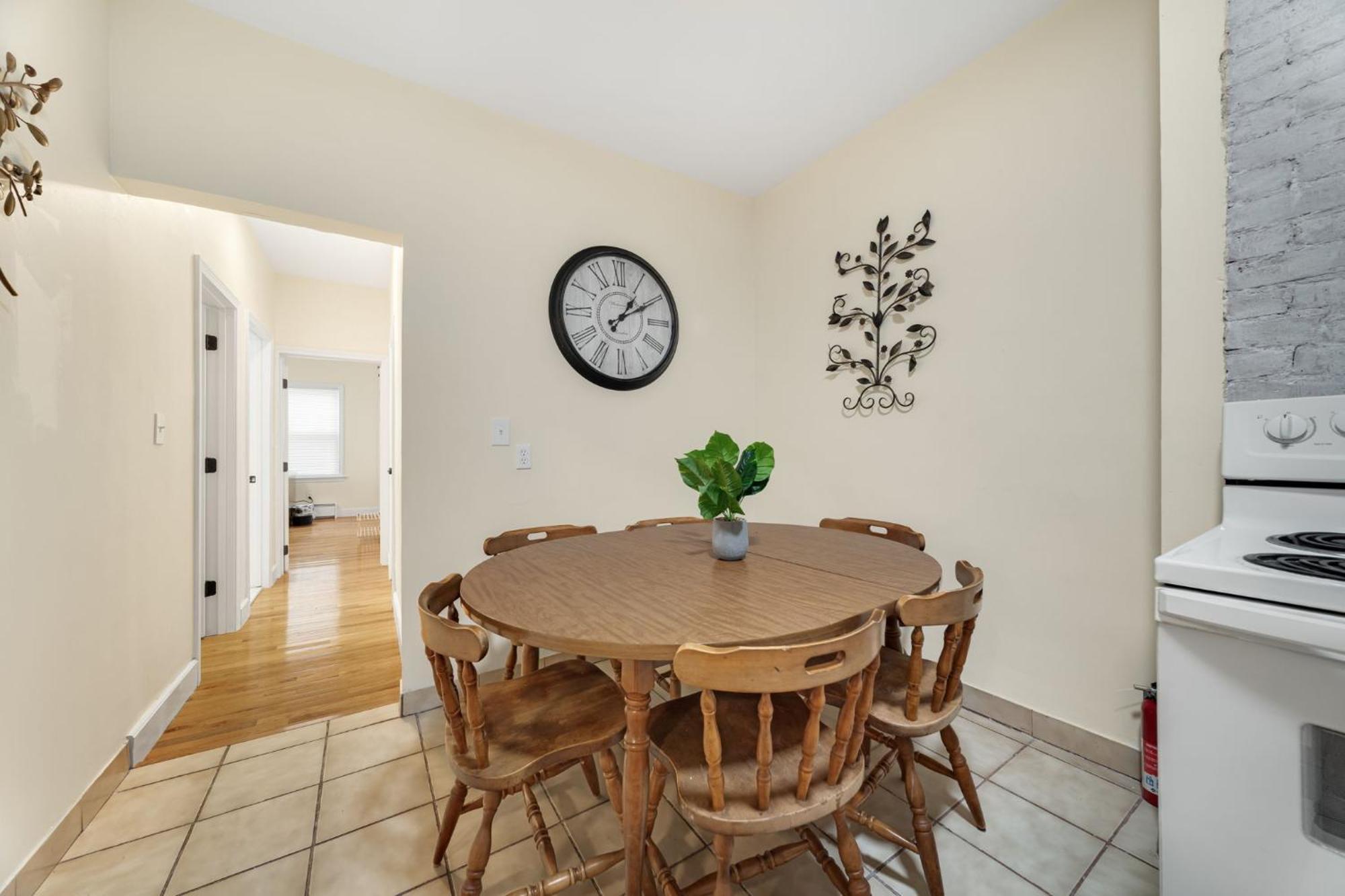 Newly Renovated 2br1ba At The Apartment *