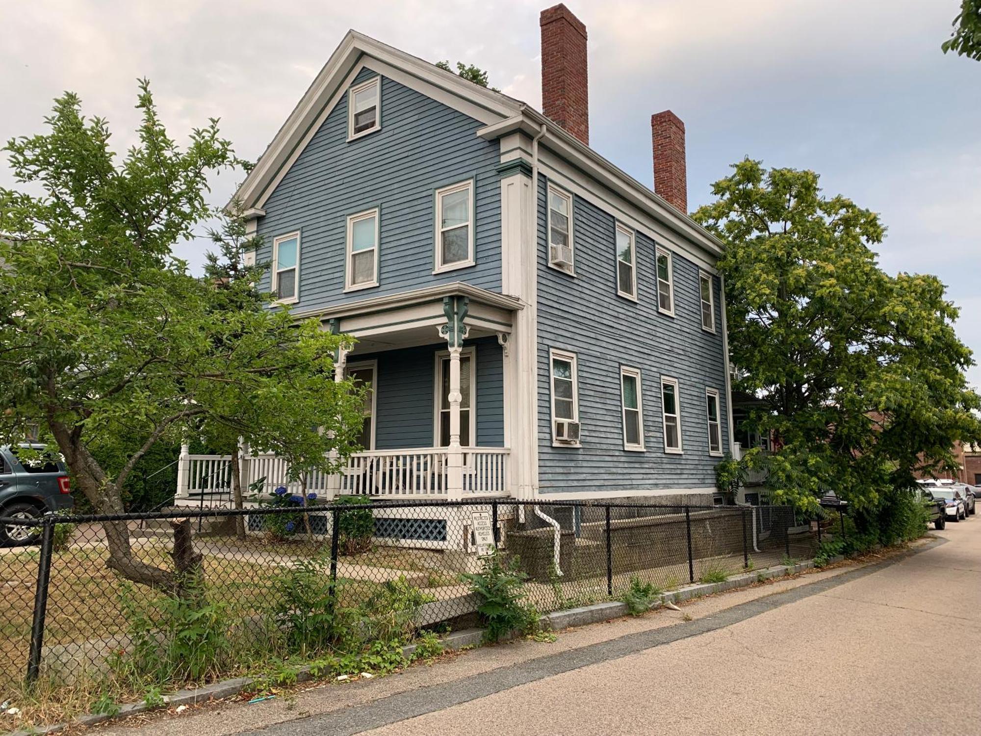 Victorian House With Irish Leave * Boston