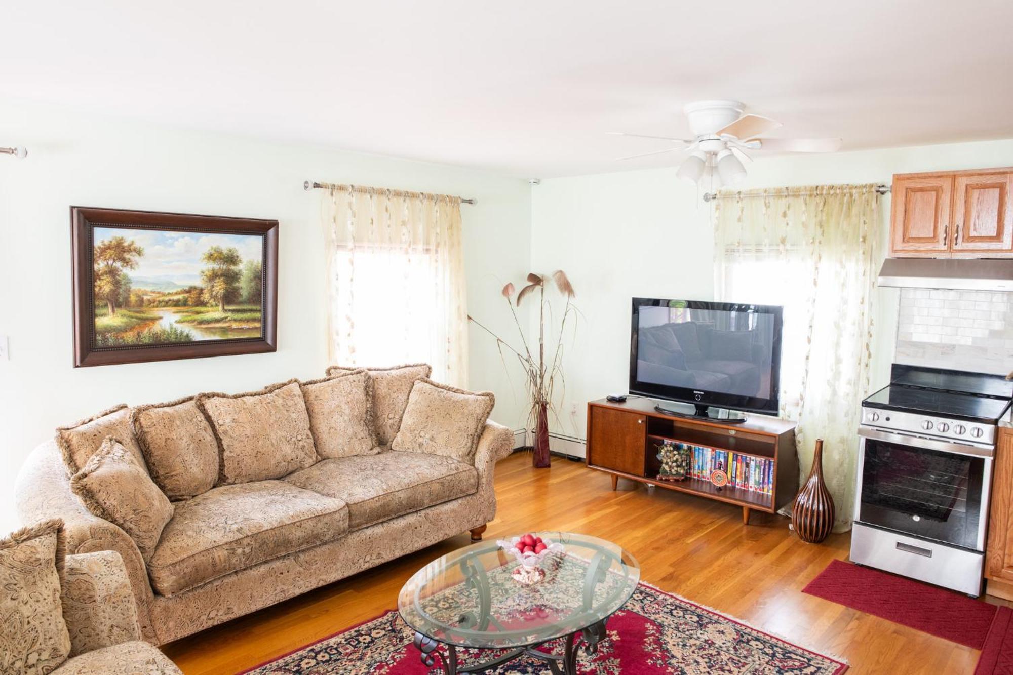 Apartment Beautiful Apartment-5 Beds-full Kitchen-parking-super Clean! Boston