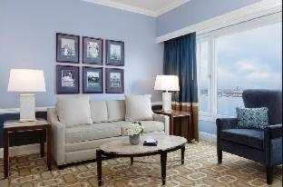 Harbor Hotel