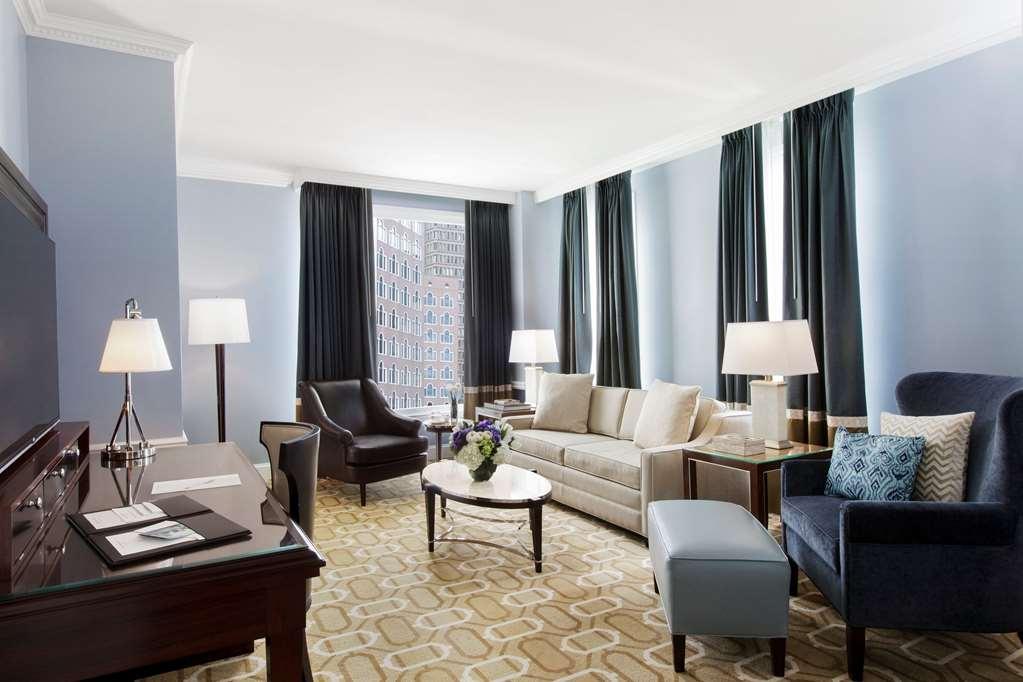 Harbor Hotel 5*