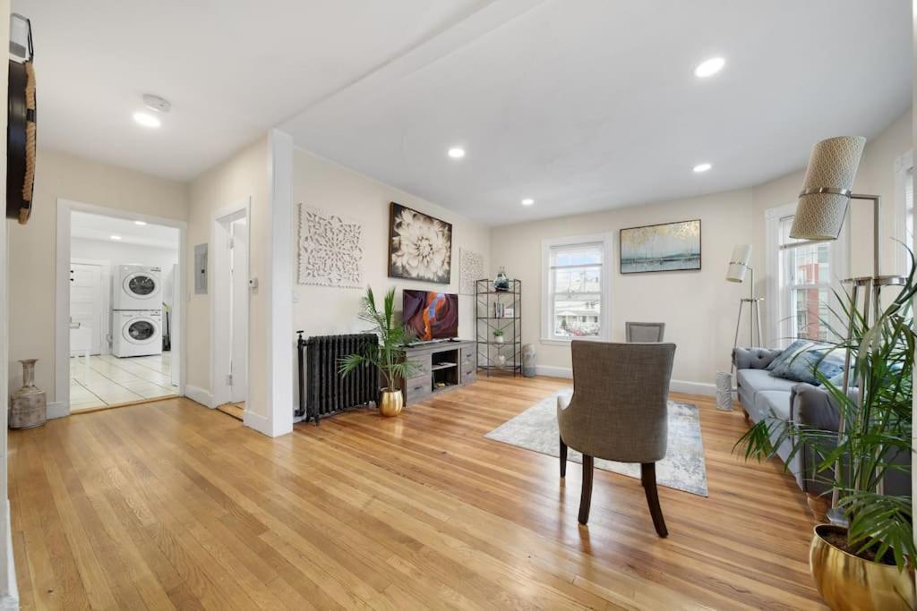 5br 2bh Bright & Spacious In Brighton Apartment Boston