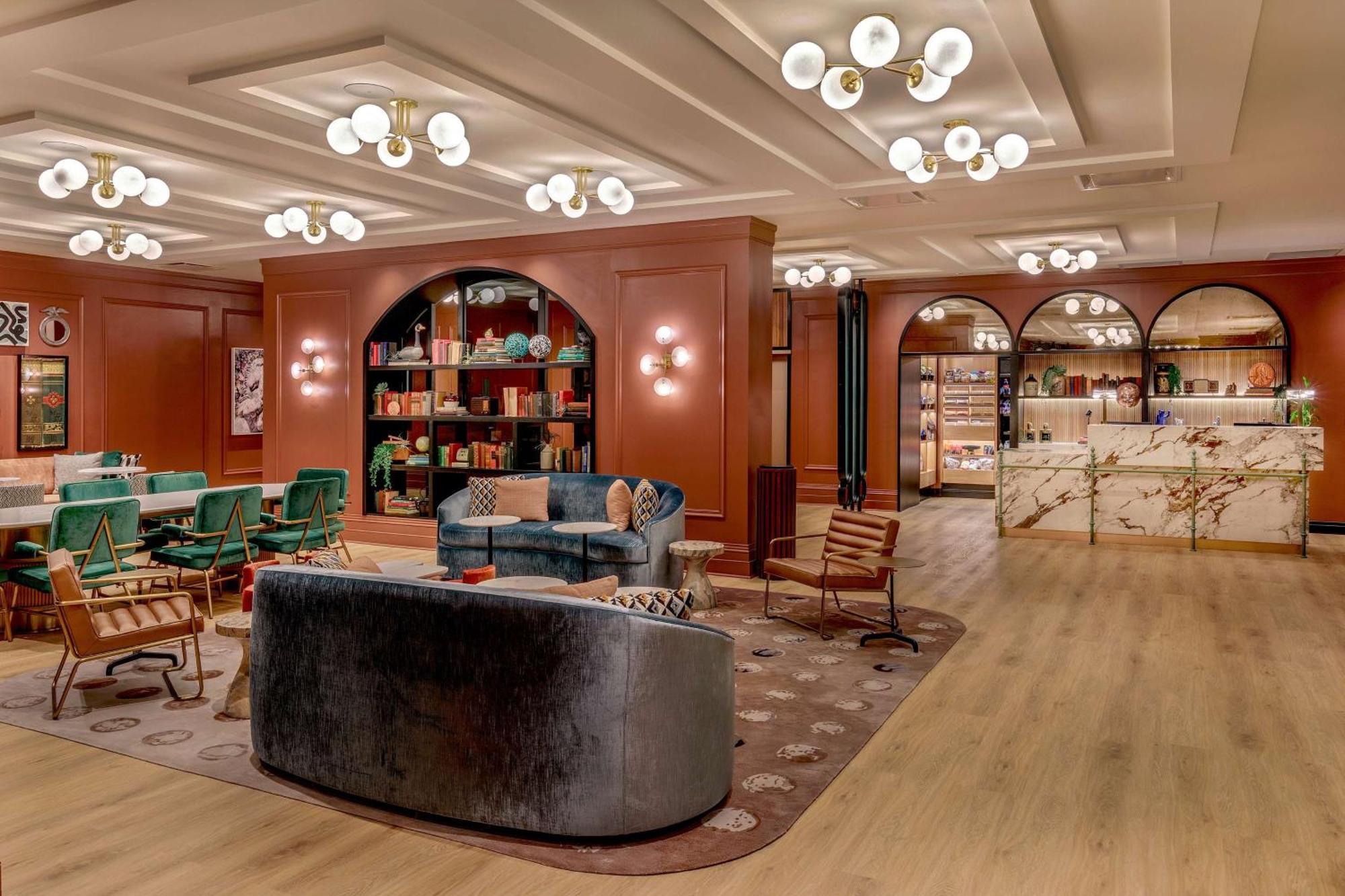 Pennyweight Boston, Curio Collection By Hilton 4*