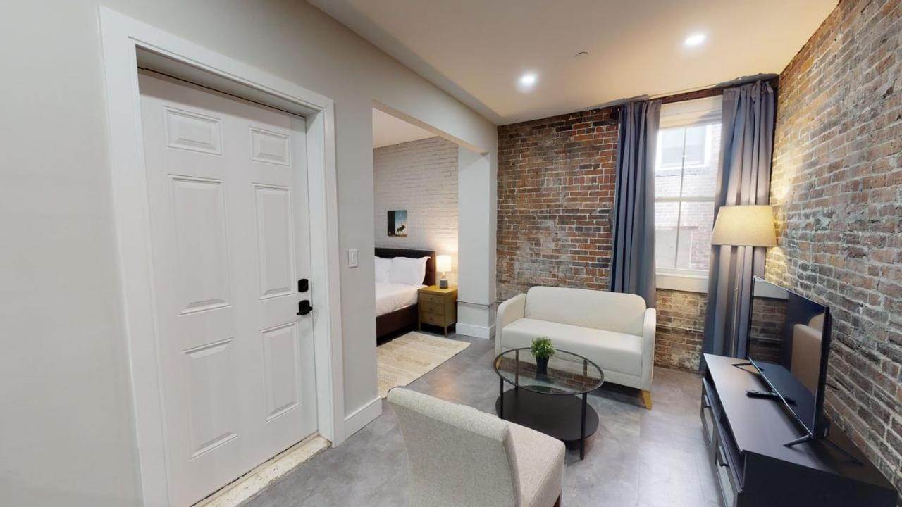 Convenient 538 Boston