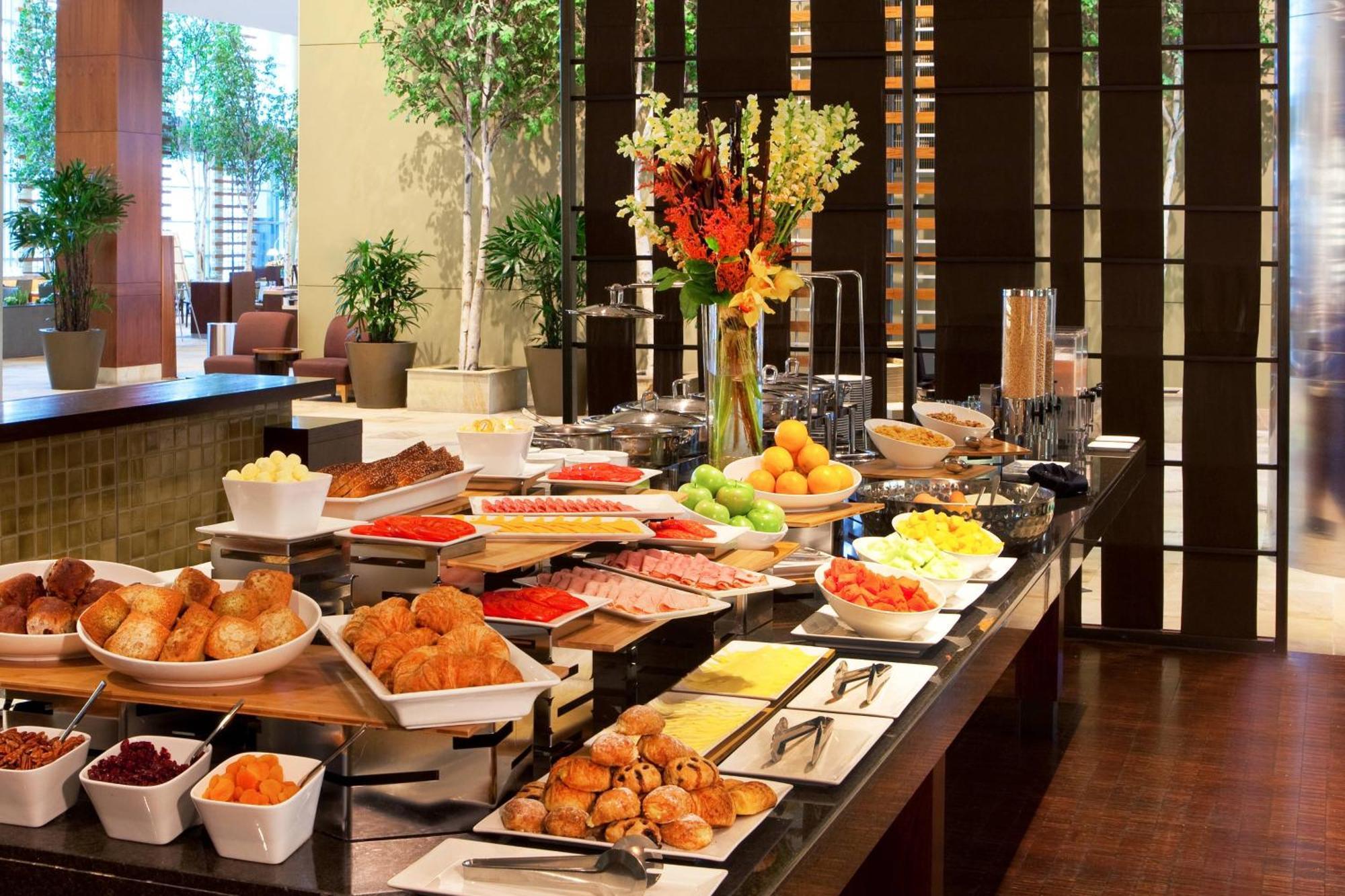 The Westin Seaport District 4*