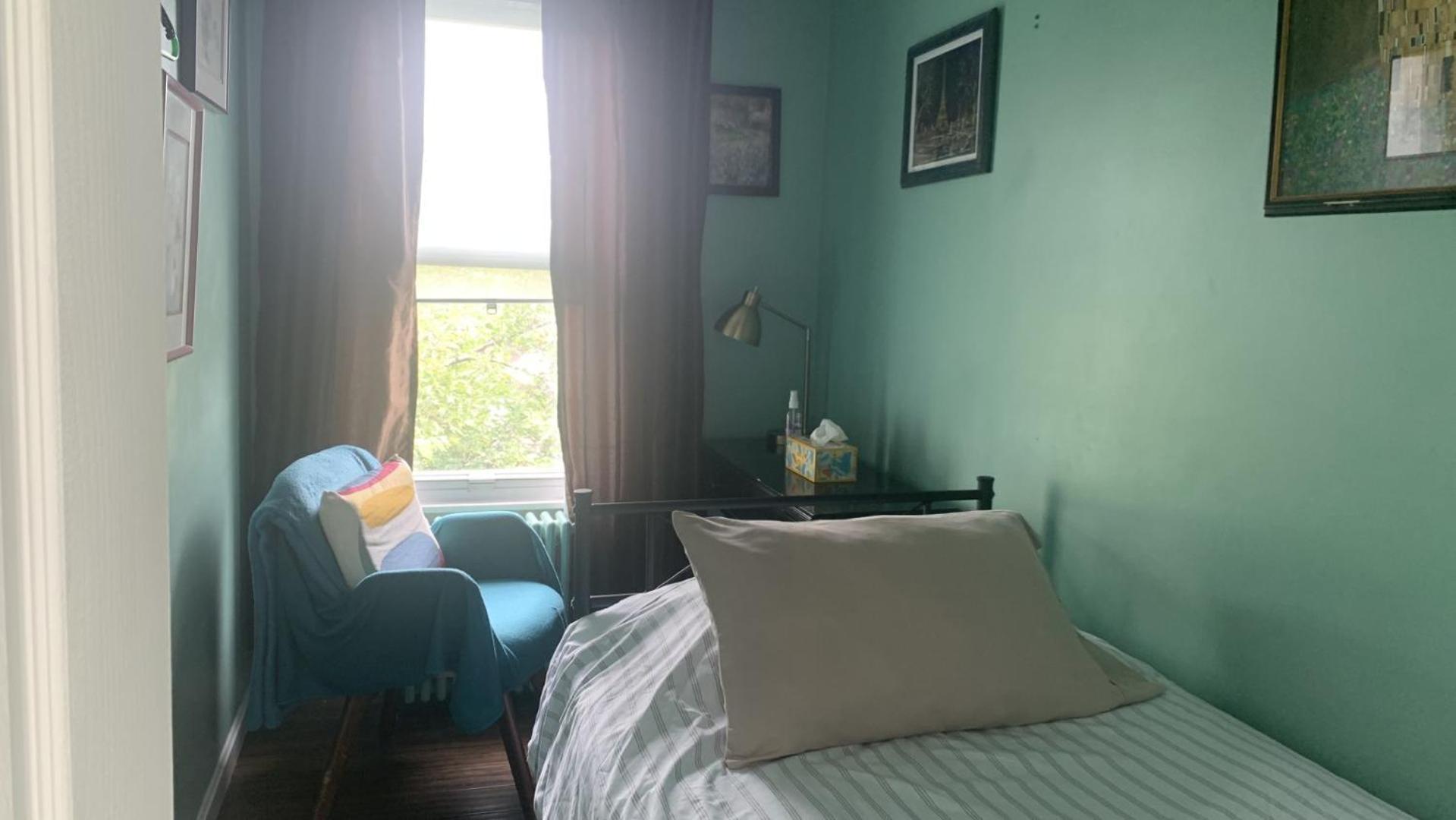 Private Rooms, Shared Bath In A Private Minutes From Logan Airport Homestay