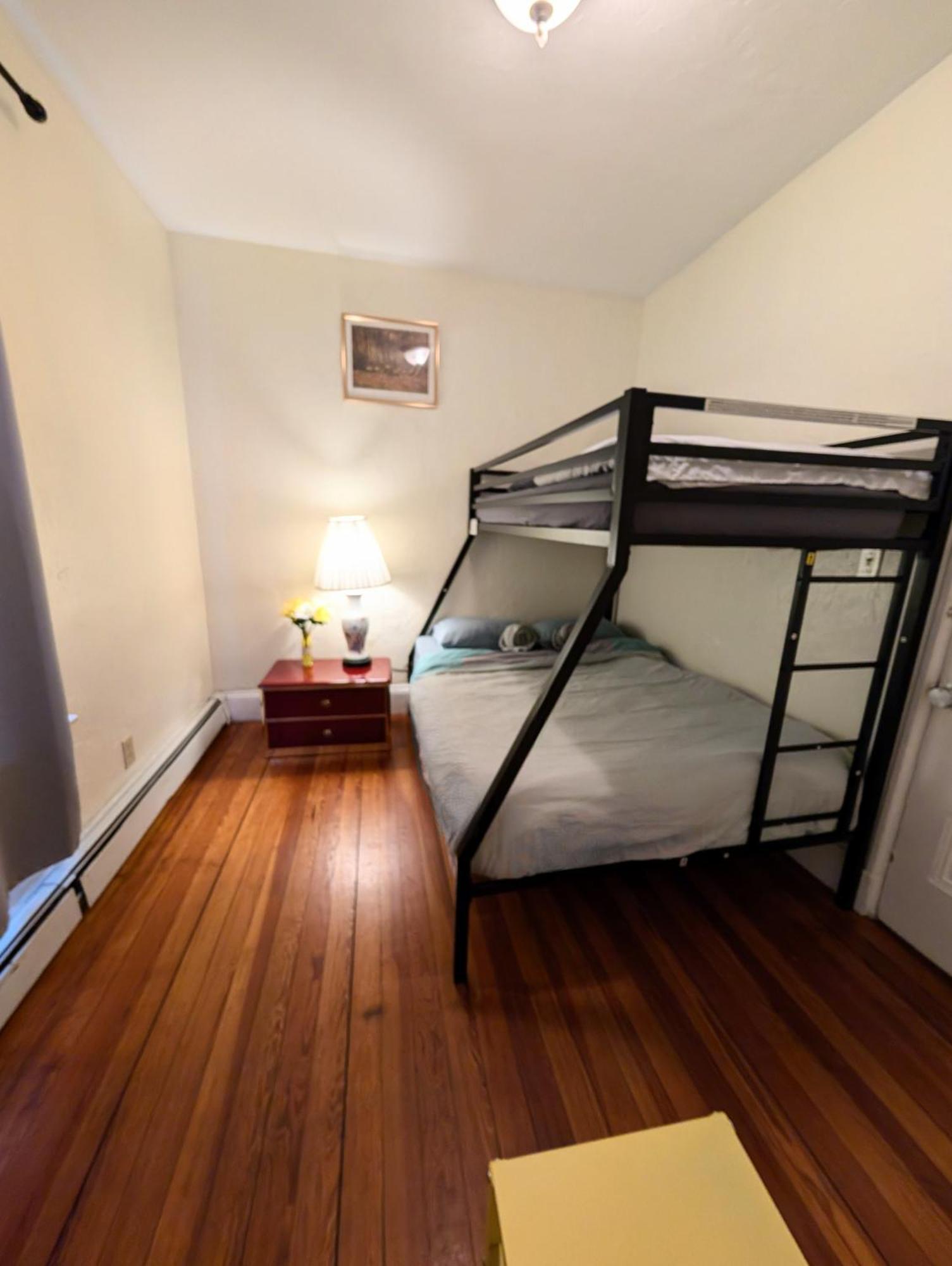 Homestel Hostel *