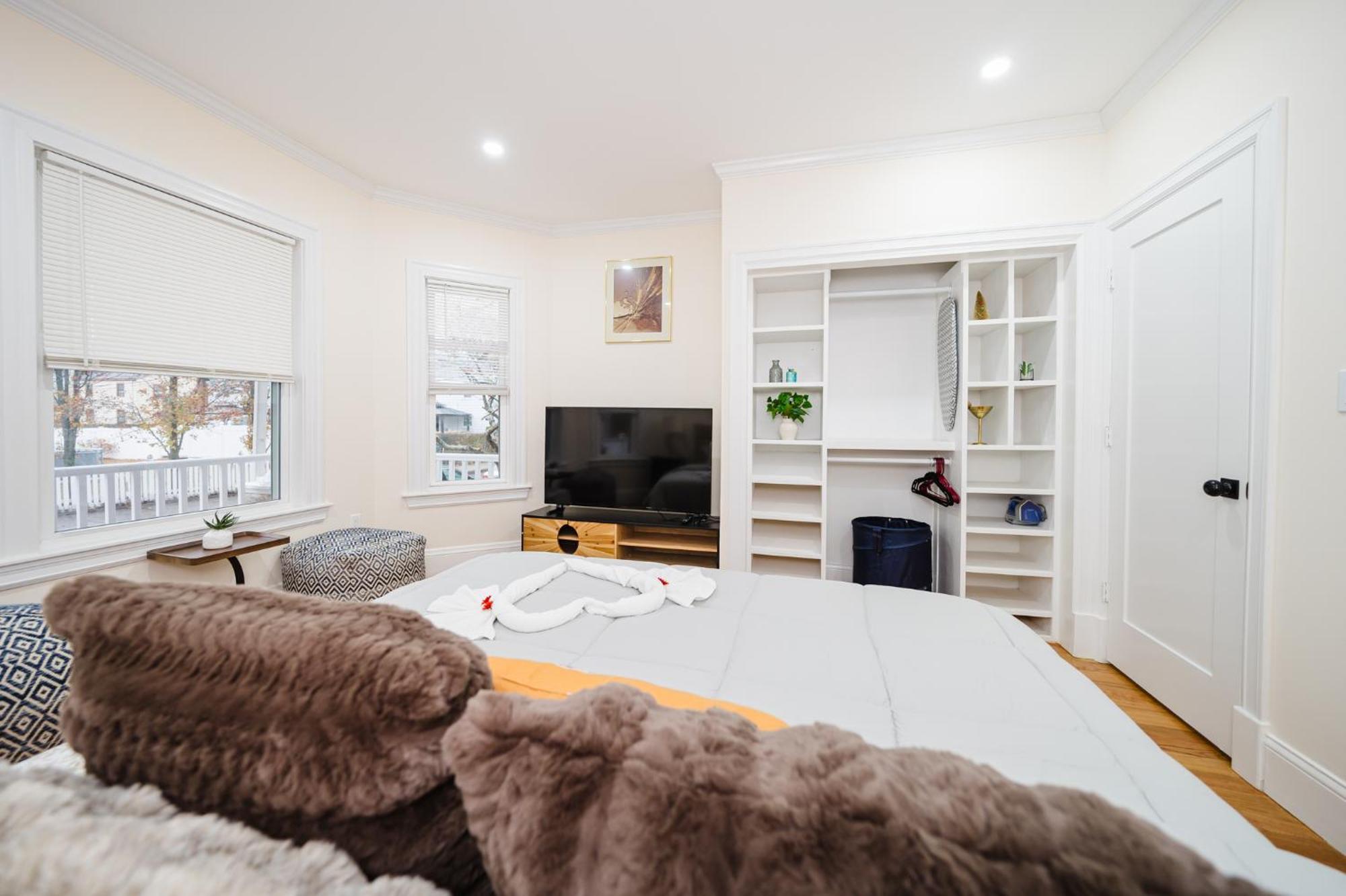 Apartment 76 Carruth - 4br Cozy And Lovely Boston
