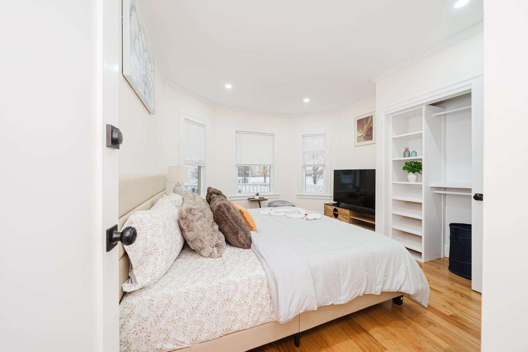 76 Carruth - 4br Cozy And Lovely Apartment Boston
