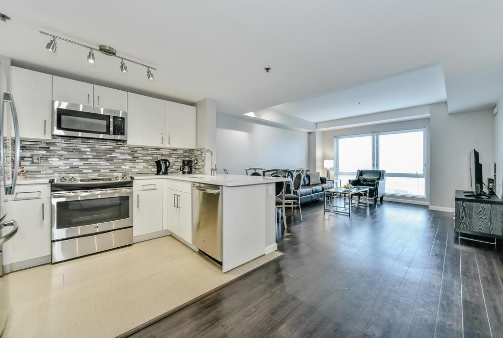 Harbor View Luxury Suites *