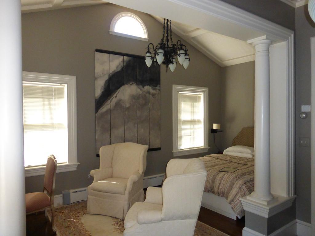 Taylor House Bed & Breakfast Boston
